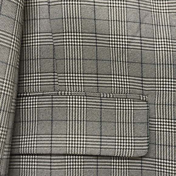 Steve Madden Easy Fit Blazer - Picture 4 of 9